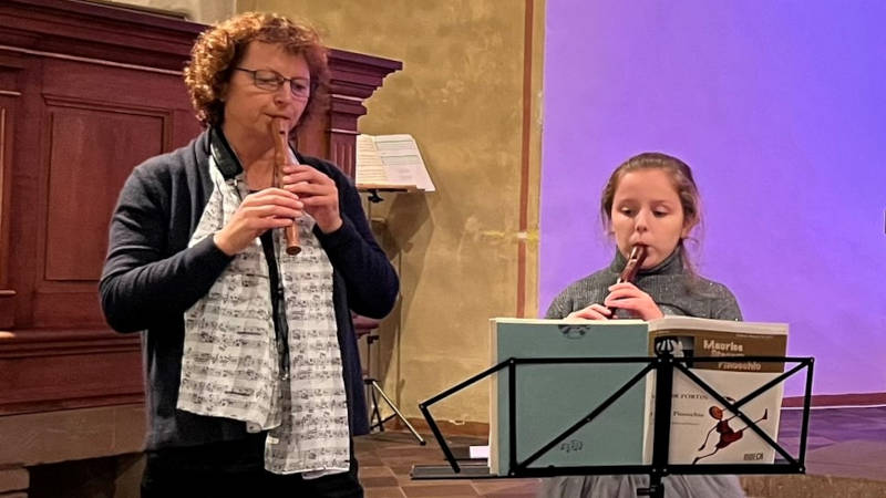 Musikschule Oberweser - Weihnachtskonzert und Weihnachtsmarkt 2023