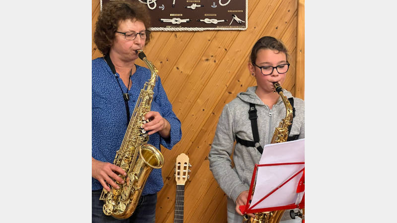 Musikschule Oberweser - Weihnachtskonzert und Weihnachtsmarkt 2023